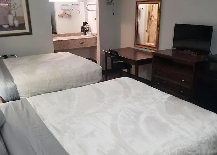 Hotel 2 Queen Beds Hotel Room 220 Booking